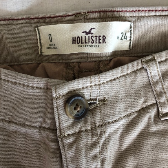Hollister Shorts - Picture 3 of 4